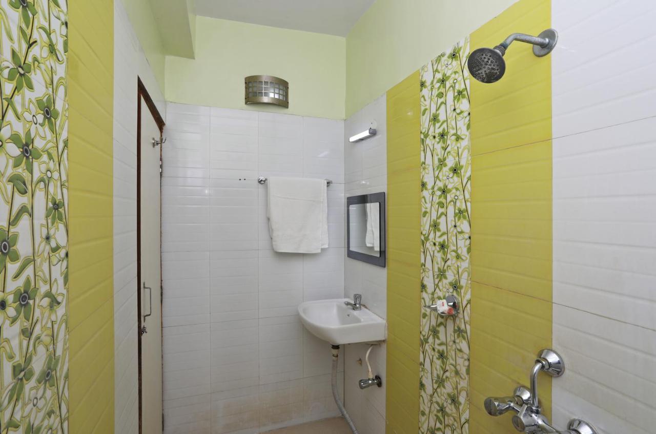Oyo 14818 Sudarshan Apartment Calcutta Exteriör bild
