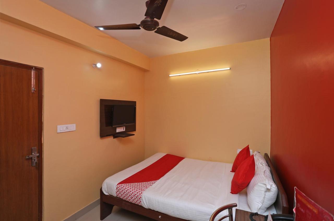 Oyo 14818 Sudarshan Apartment Calcutta Exteriör bild