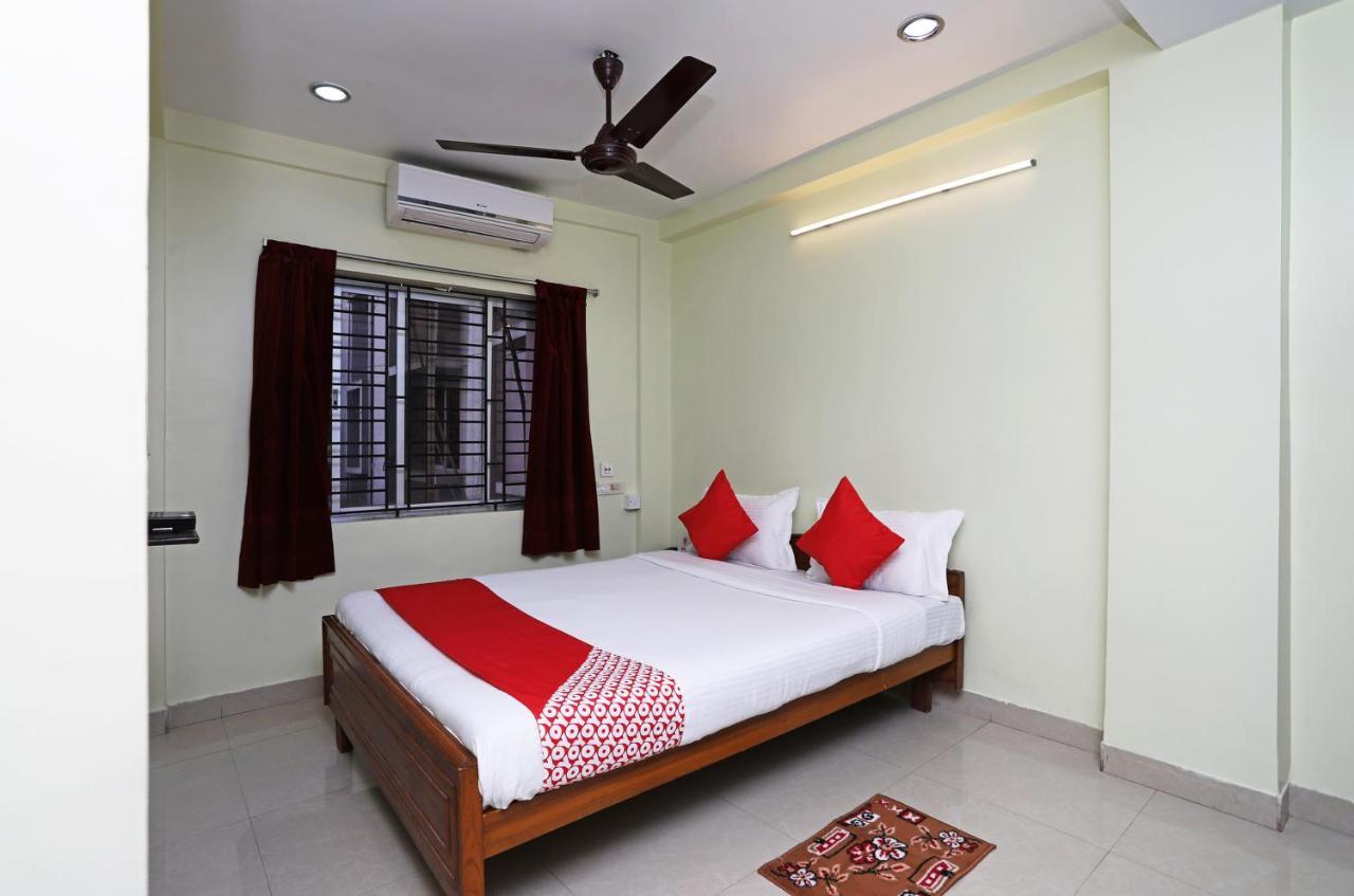 Oyo 14818 Sudarshan Apartment Calcutta Exteriör bild