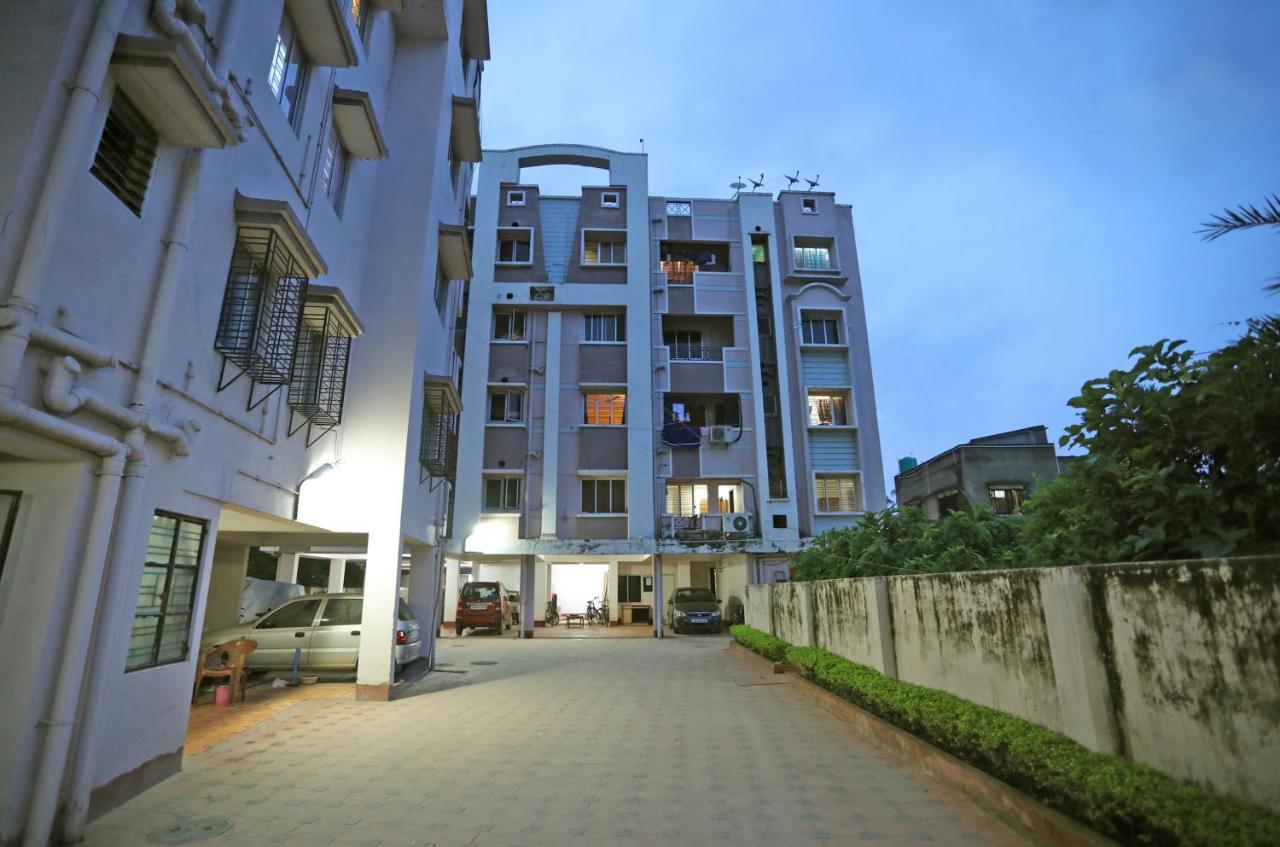 Oyo 14818 Sudarshan Apartment Calcutta Exteriör bild
