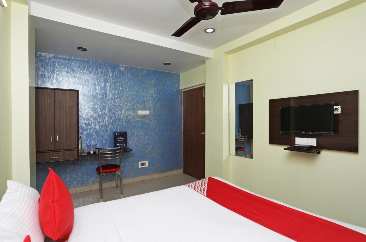 Oyo 14818 Sudarshan Apartment Calcutta Exteriör bild
